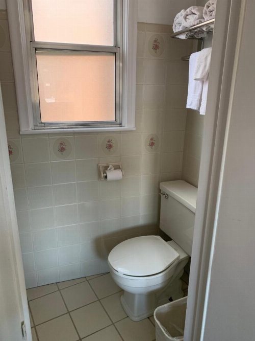 New Western Motel image 13