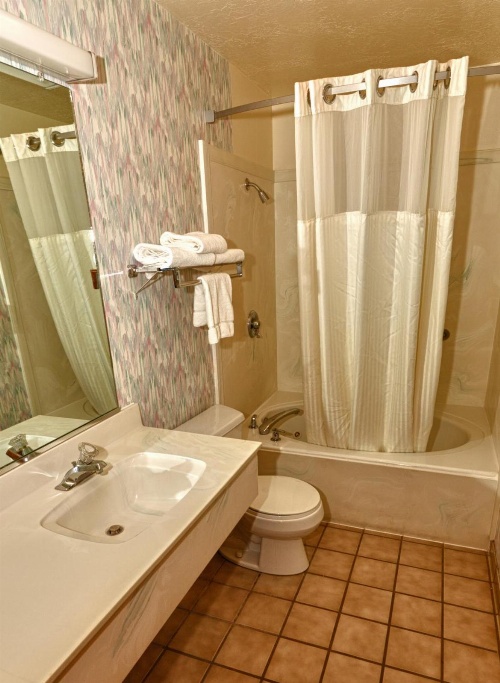 New Western Motel image 2